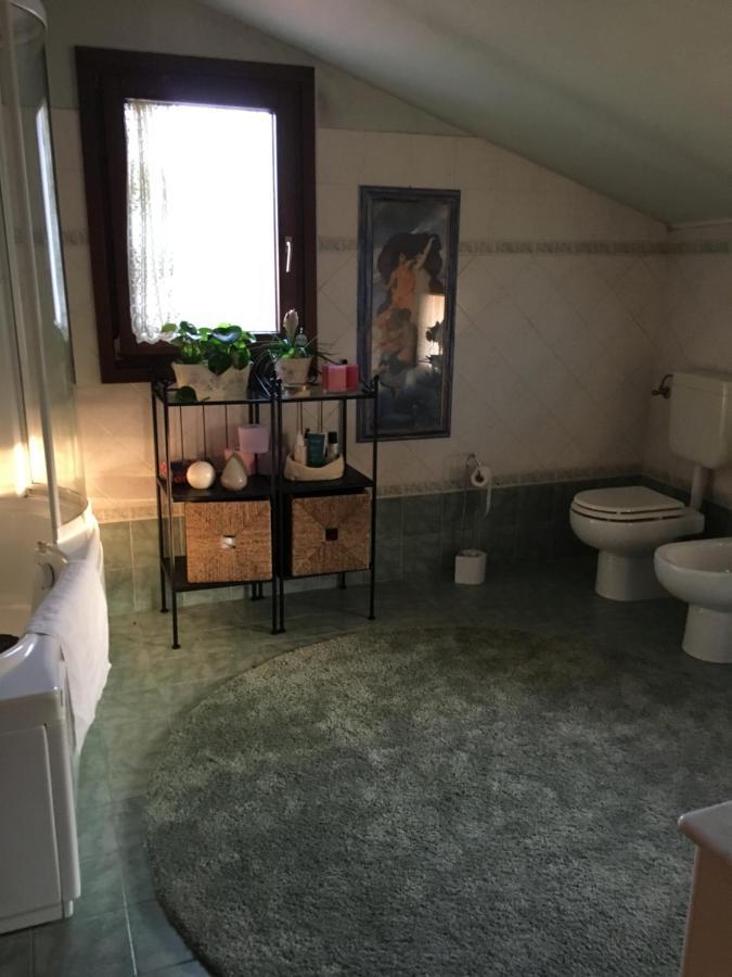Casa Serenella B&B - Casa Vacanze Пьяццола-суль-Брента Экстерьер фото