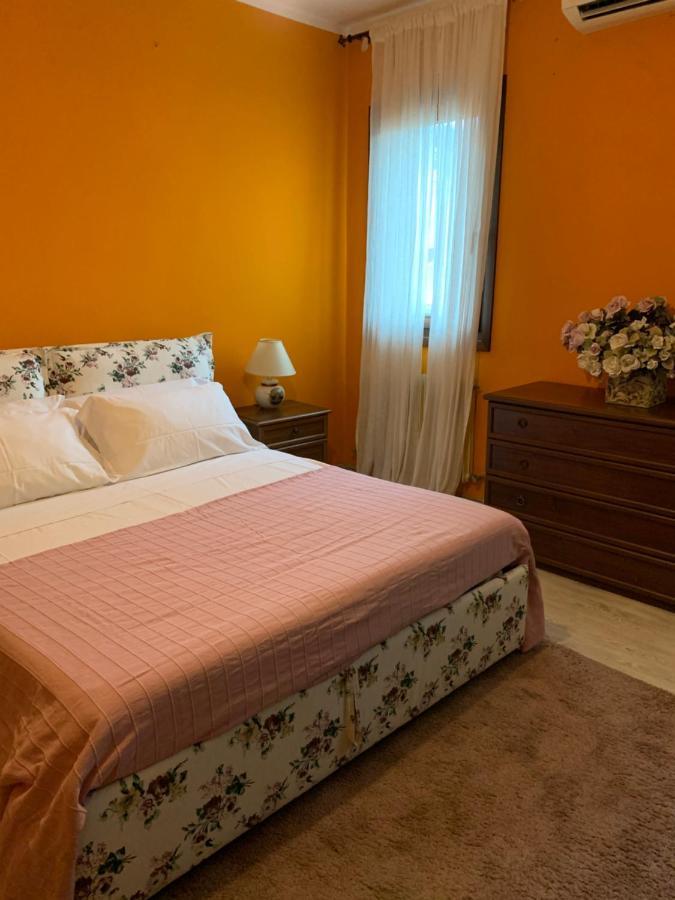 Casa Serenella B&B - Casa Vacanze Пьяццола-суль-Брента Экстерьер фото