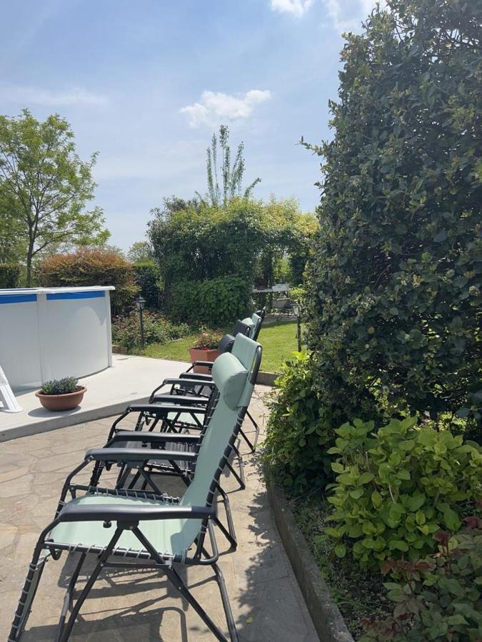 Casa Serenella B&B - Casa Vacanze Пьяццола-суль-Брента Экстерьер фото
