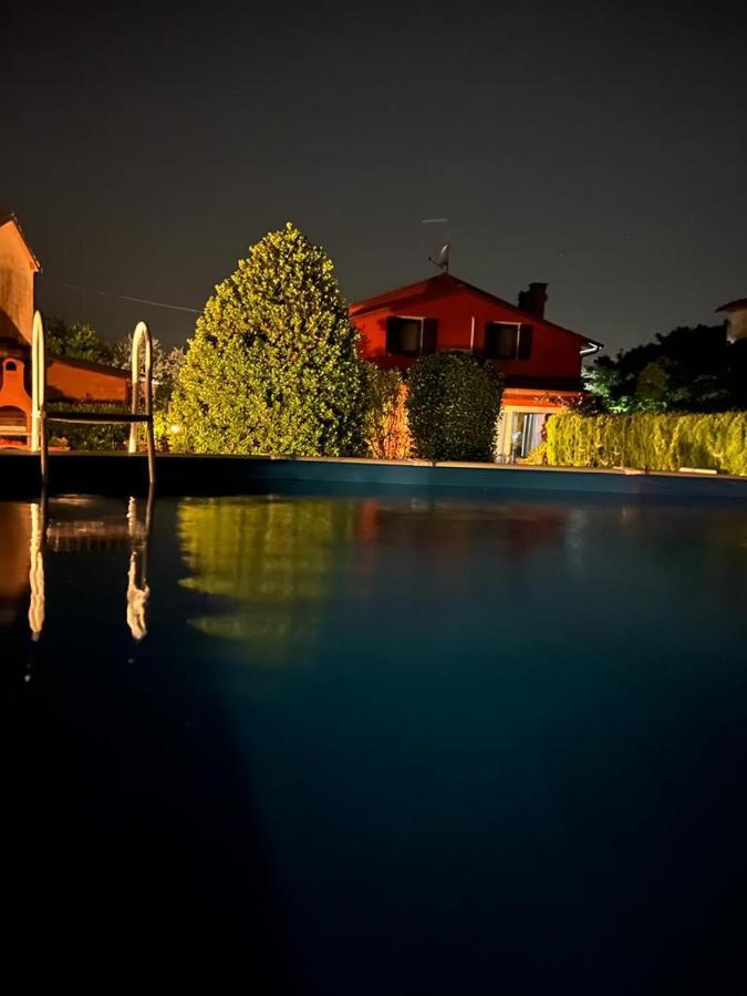 Casa Serenella B&B - Casa Vacanze Пьяццола-суль-Брента Экстерьер фото