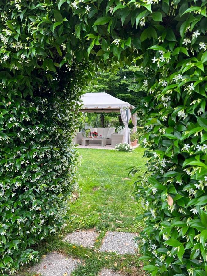 Casa Serenella B&B - Casa Vacanze Пьяццола-суль-Брента Экстерьер фото
