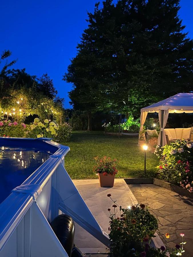 Casa Serenella B&B - Casa Vacanze Пьяццола-суль-Брента Экстерьер фото