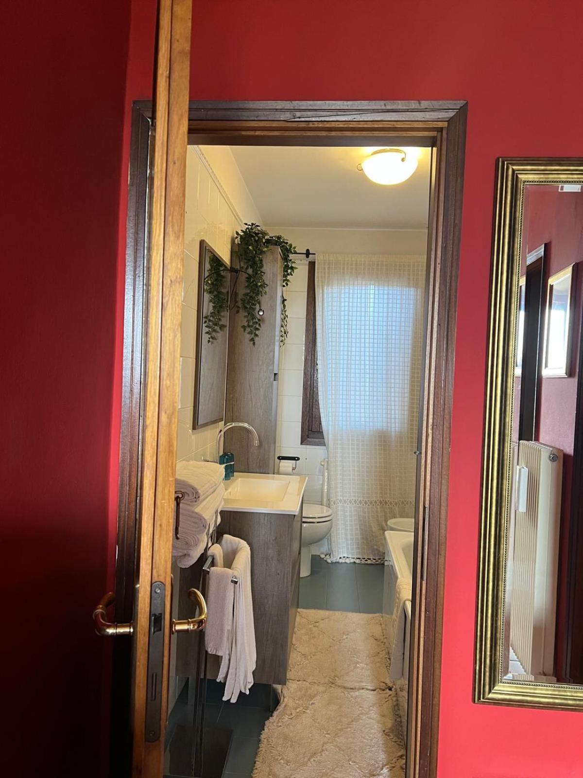 Casa Serenella B&B - Casa Vacanze Пьяццола-суль-Брента Экстерьер фото