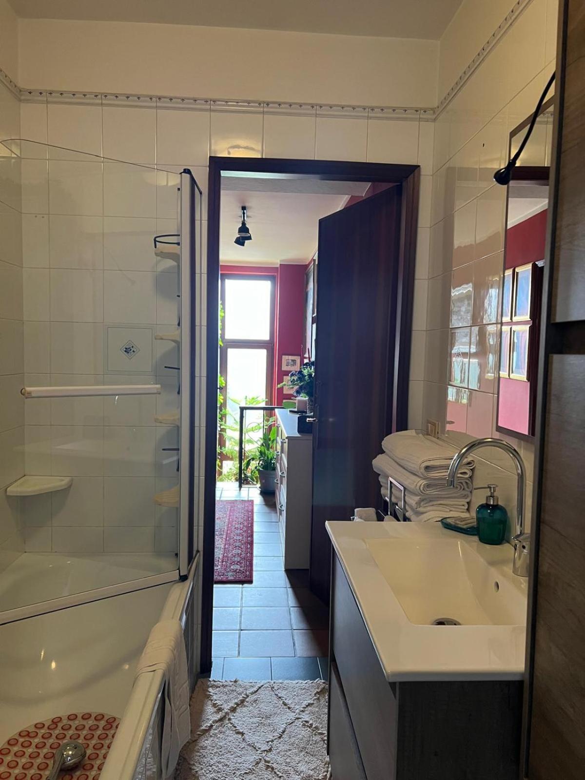 Casa Serenella B&B - Casa Vacanze Пьяццола-суль-Брента Экстерьер фото